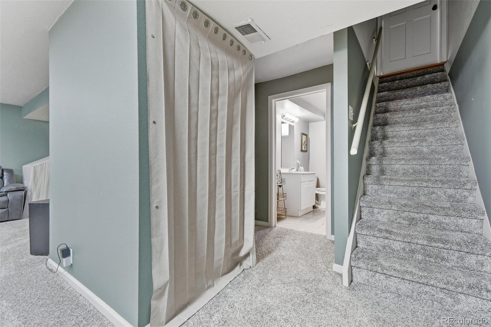 MLS Image #31 for 424 s uvalda circle,aurora, Colorado