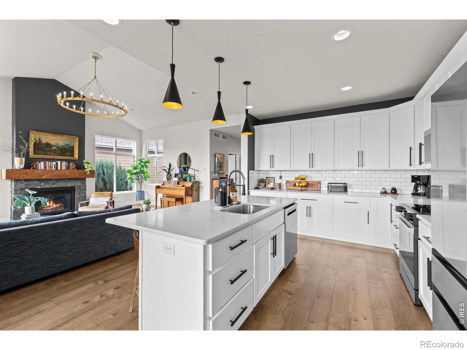 MLS Image #15 for 825  shirttail peak drive,windsor, Colorado
