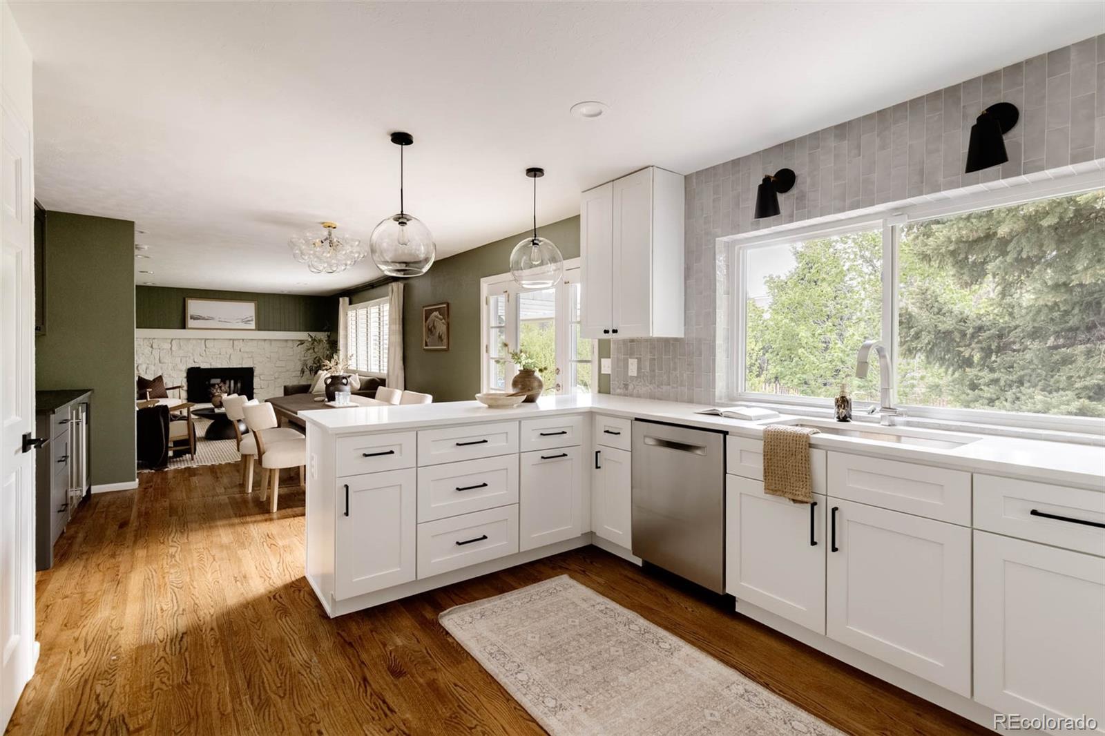 MLS Image #10 for 6335 s geneva circle,englewood, Colorado