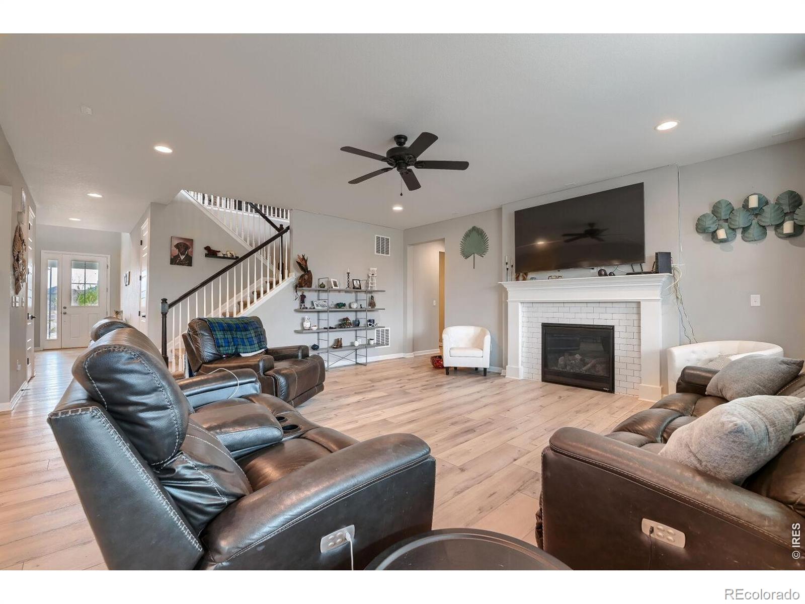 MLS Image #2 for 1240  ascent trail circle,erie, Colorado