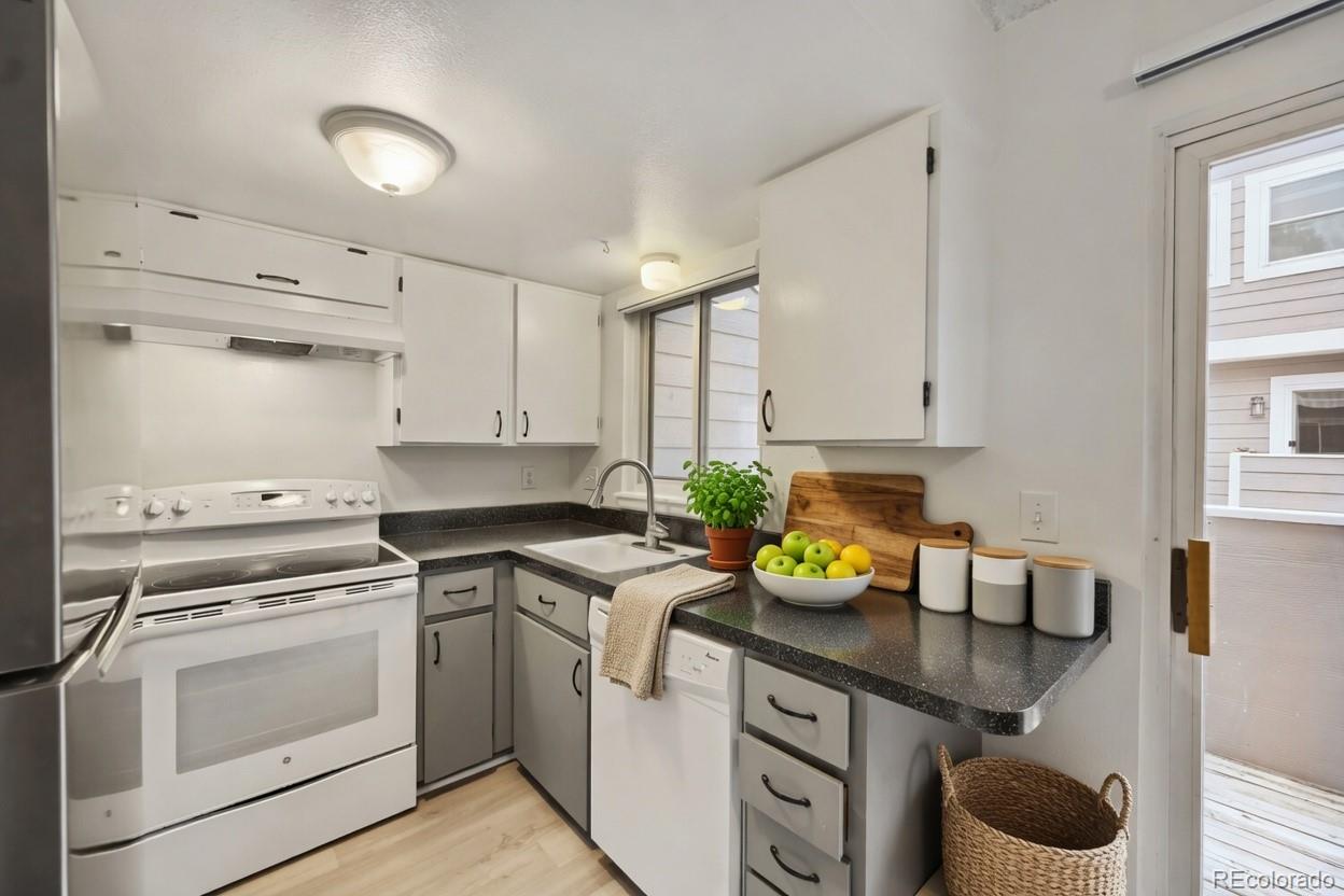 MLS Image #13 for 6840 w 84th circle 4,arvada, Colorado