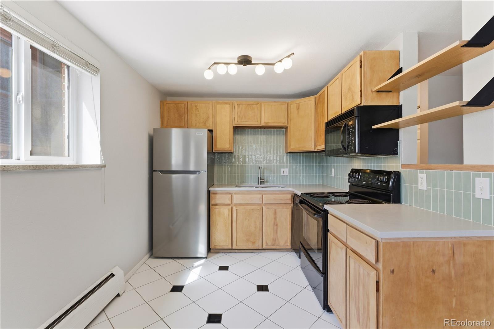 MLS Image #7 for 1759 n gilpin street,denver, Colorado