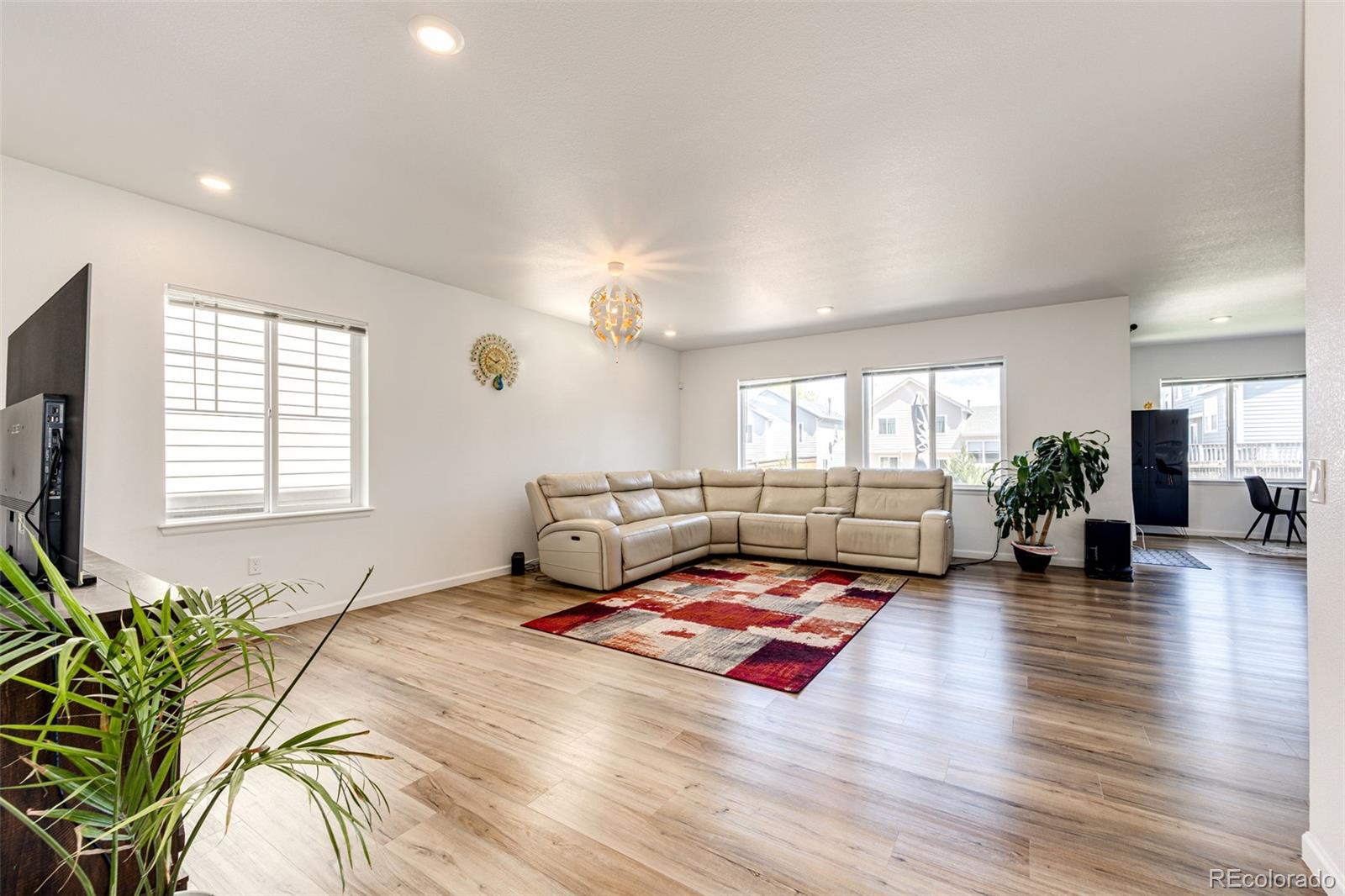 MLS Image #5 for 10964  hayloft street,parker, Colorado