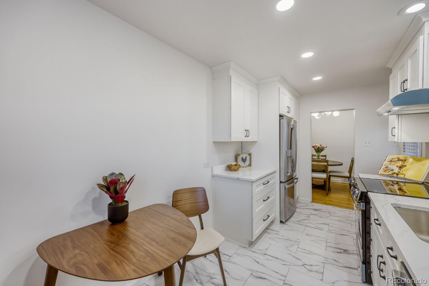 MLS Image #9 for 1600  xanthia street,denver, Colorado
