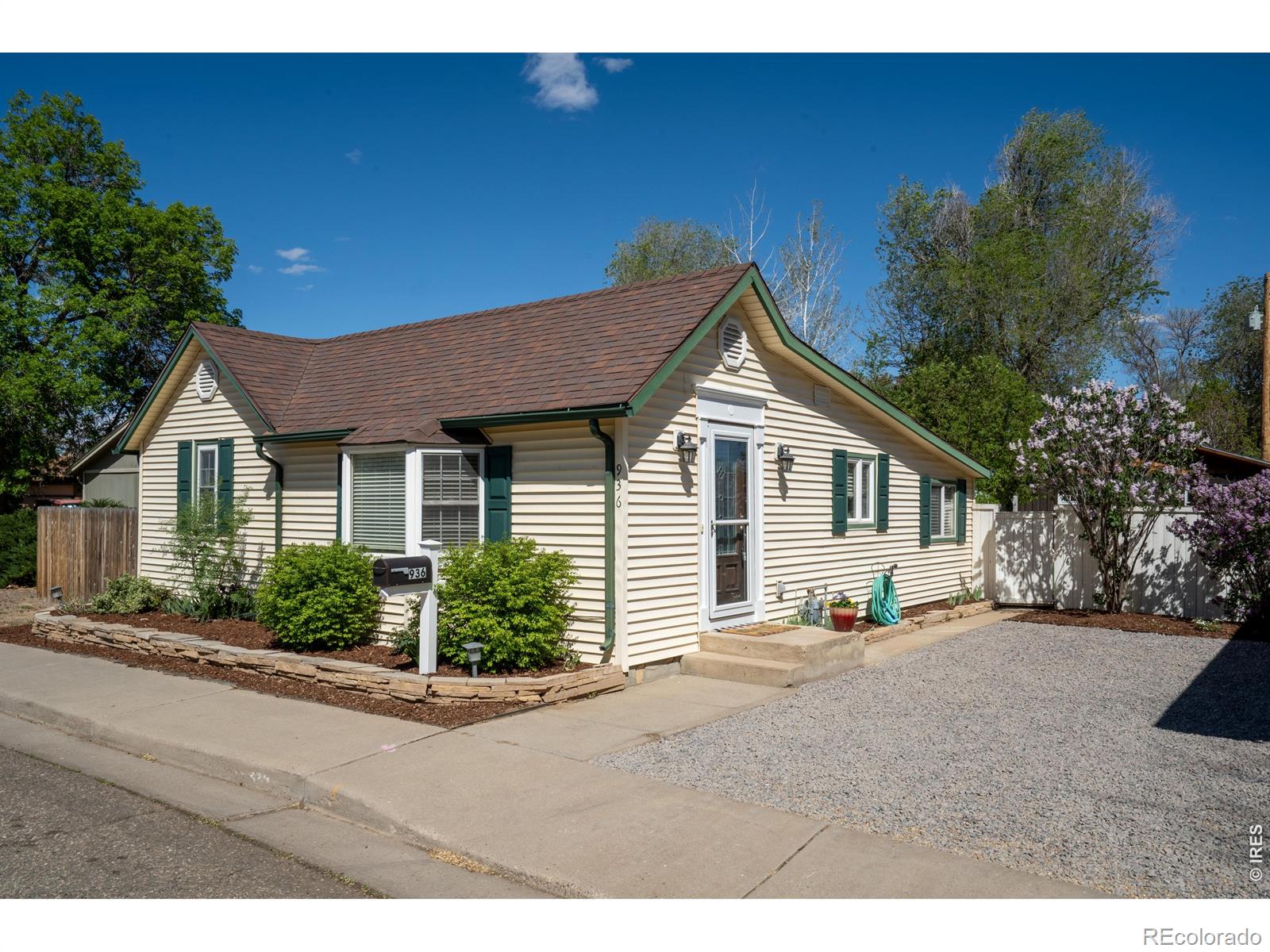MLS Image #0 for 936  6th street,berthoud, Colorado
