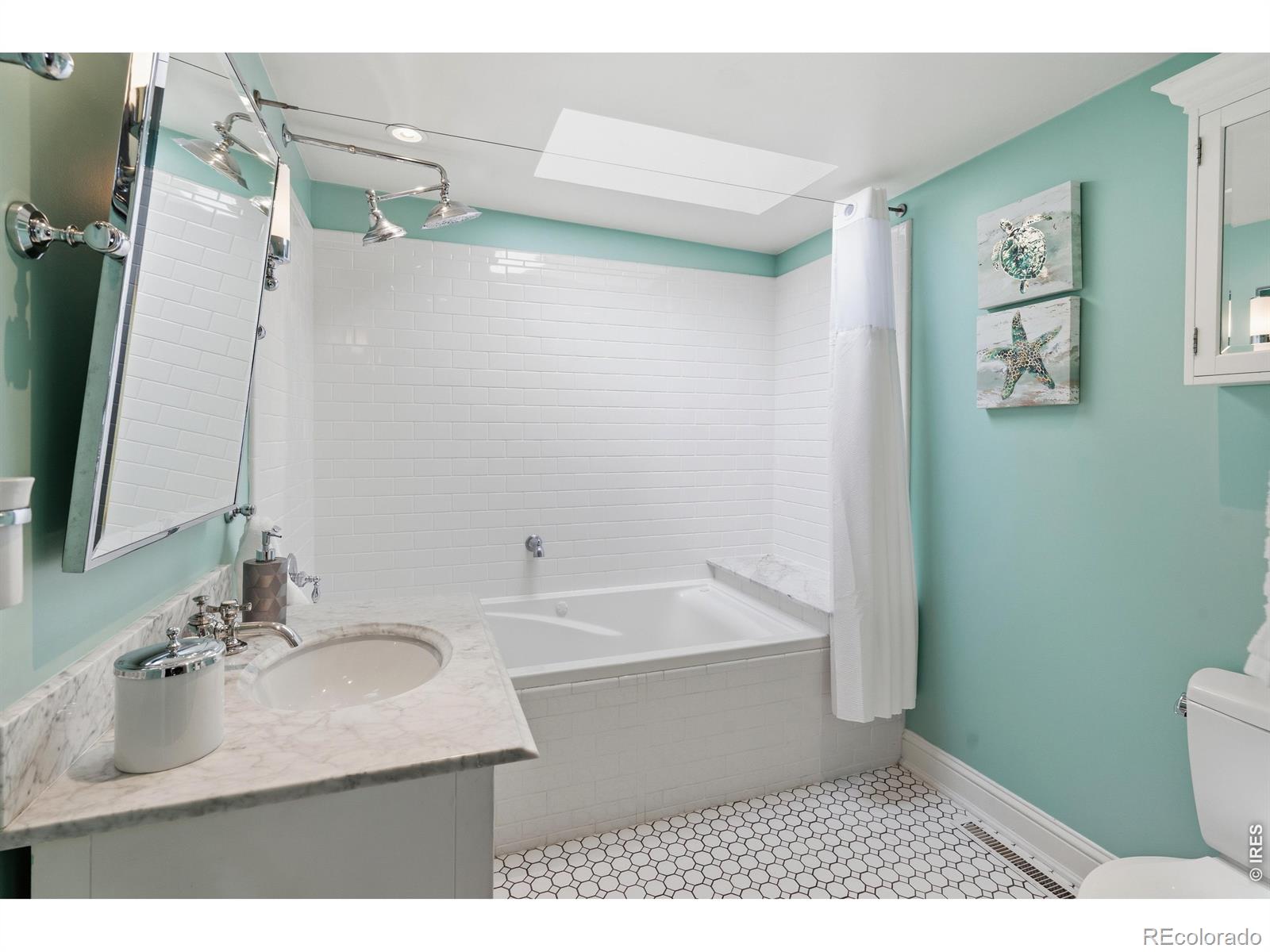 MLS Image #14 for 936  6th street,berthoud, Colorado