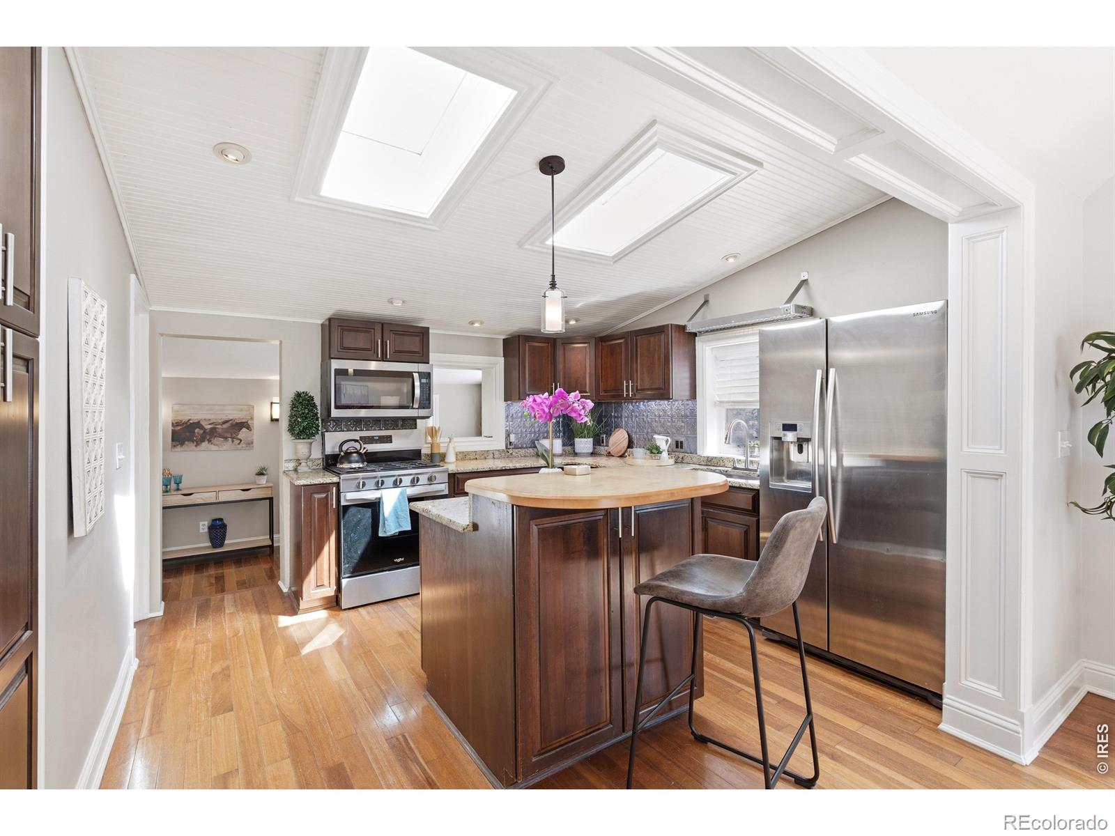 MLS Image #8 for 936  6th street,berthoud, Colorado