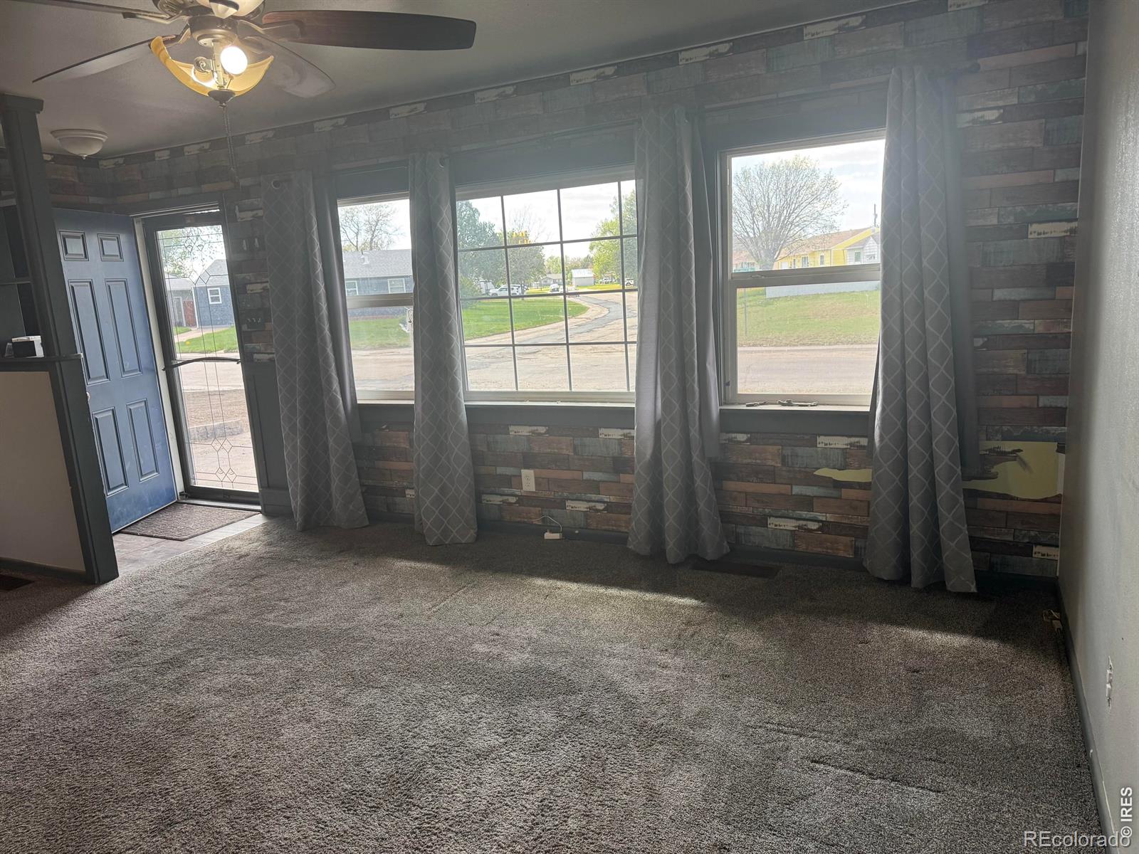 MLS Image #3 for 339  valley drive,sterling, Colorado