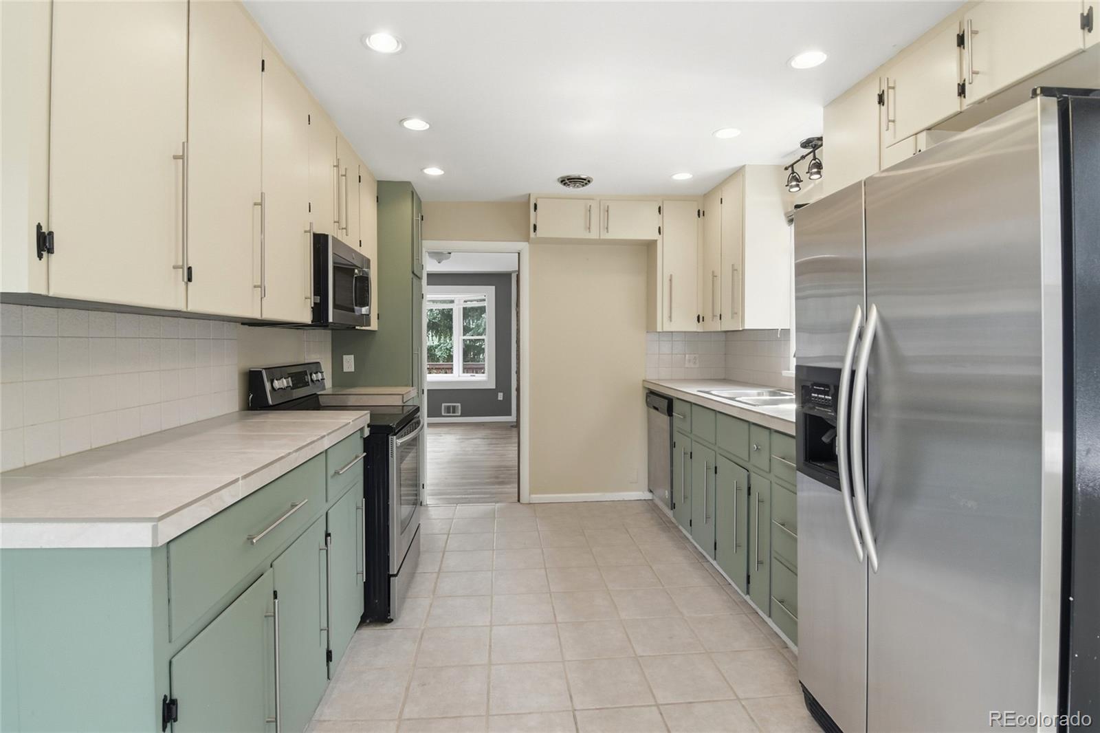 MLS Image #6 for 26277 s end road,kittredge, Colorado