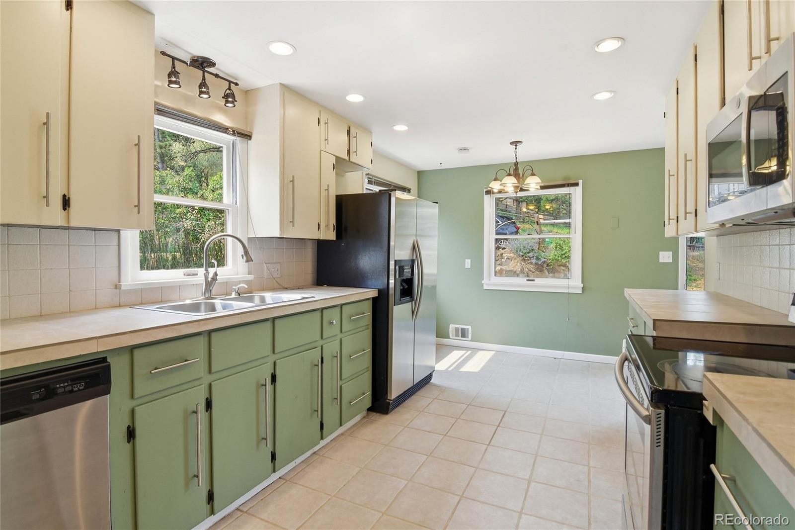 MLS Image #7 for 26277 s end road,kittredge, Colorado