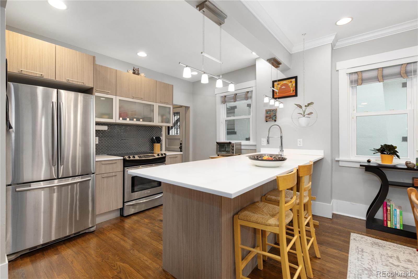 MLS Image #11 for 1331  bellaire street,denver, Colorado