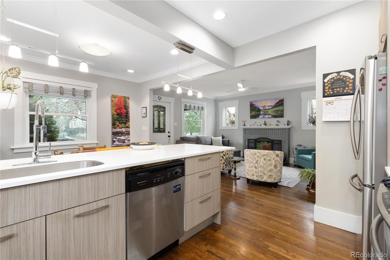 MLS Image #14 for 1331  bellaire street,denver, Colorado