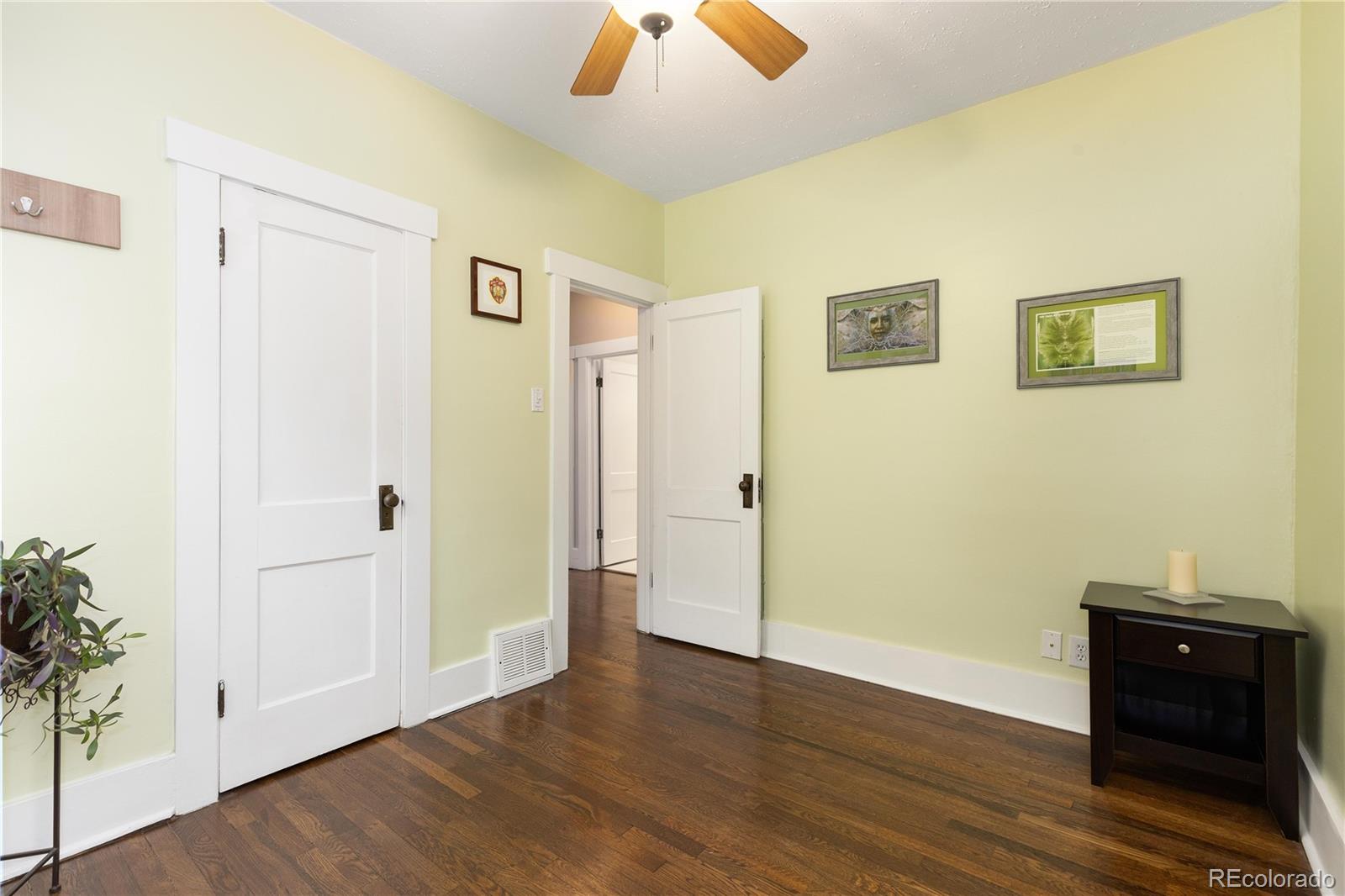 MLS Image #19 for 1331  bellaire street,denver, Colorado