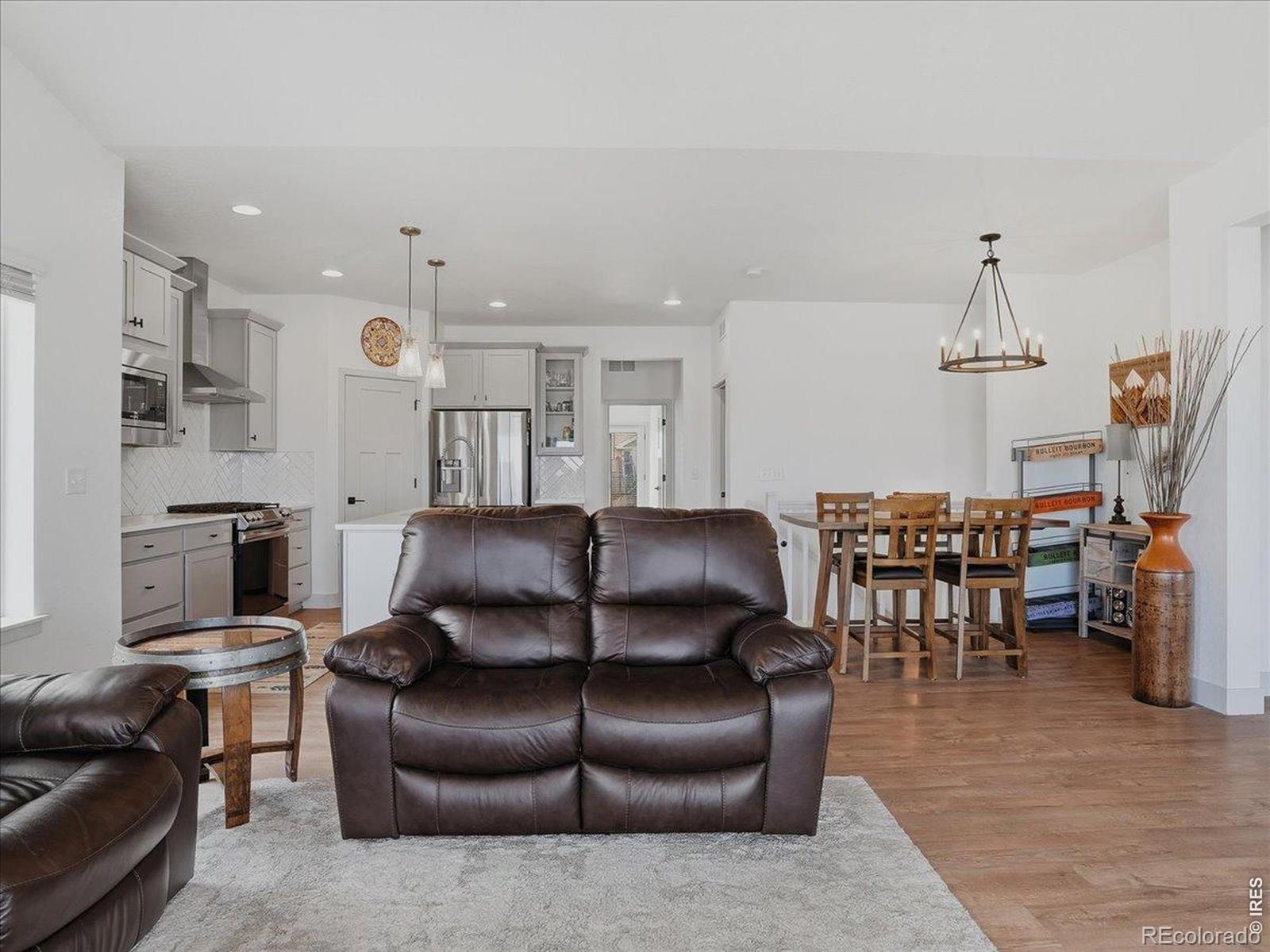 MLS Image #11 for 651  hillspire drive,windsor, Colorado