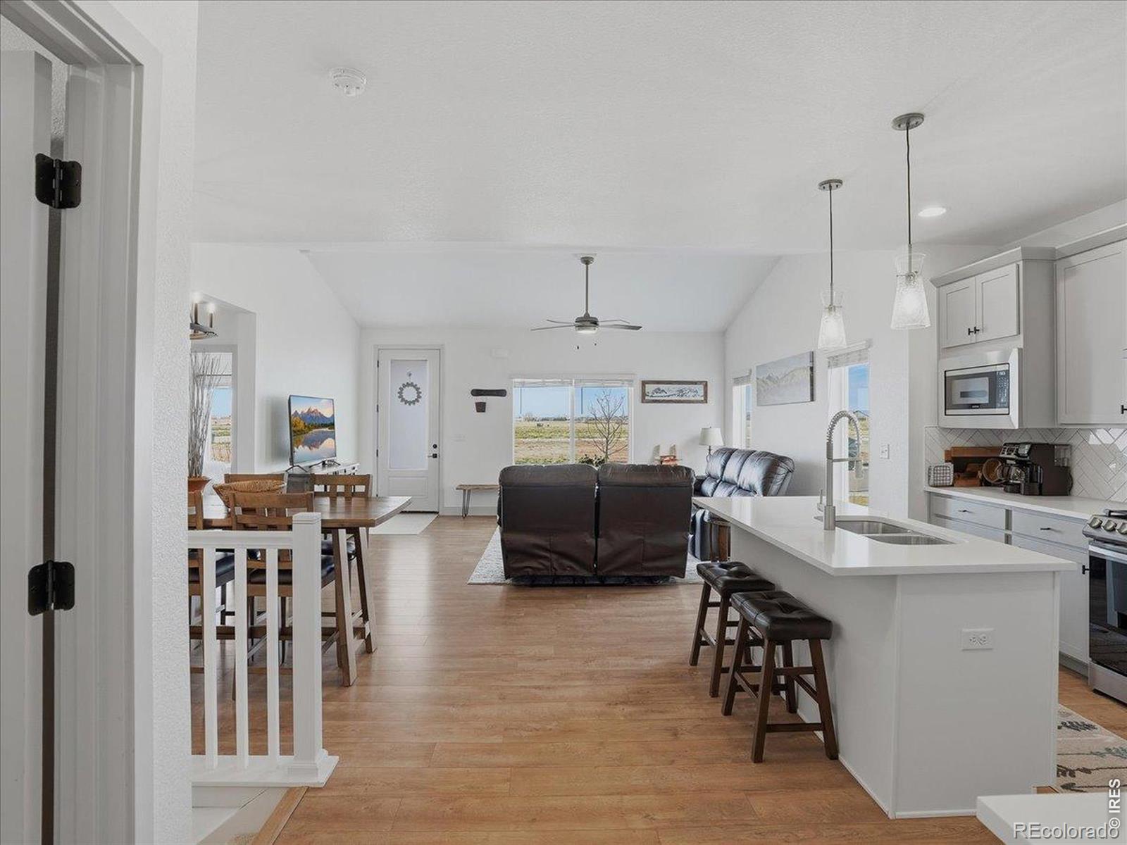 MLS Image #13 for 651  hillspire drive,windsor, Colorado