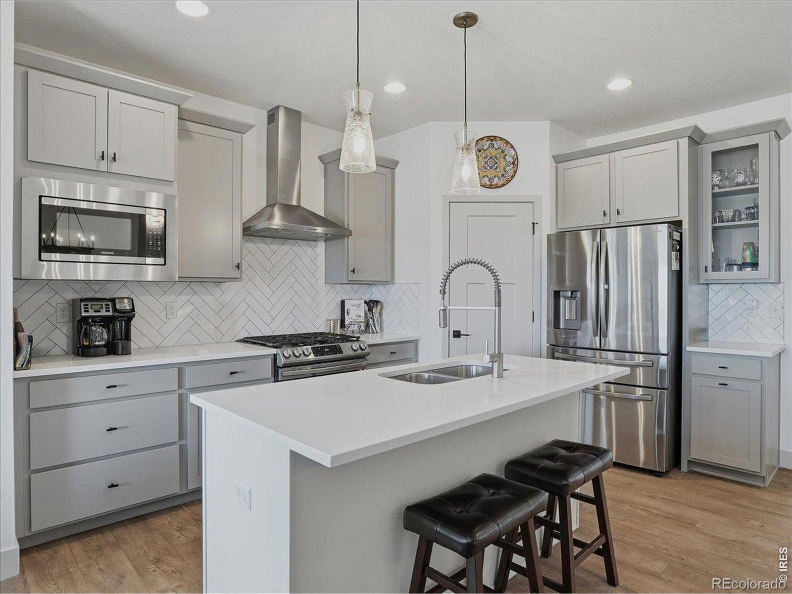 MLS Image #20 for 651  hillspire drive,windsor, Colorado