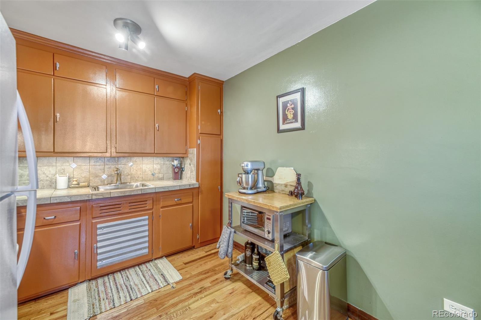 MLS Image #12 for 768 n ogden street 12,denver, Colorado