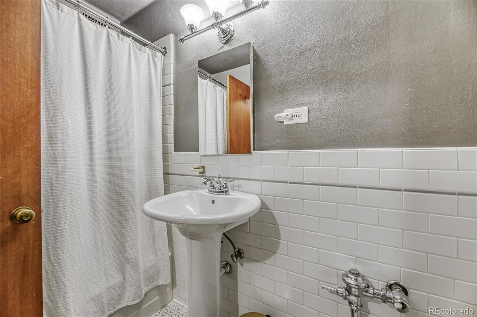 MLS Image #20 for 768 n ogden street 12,denver, Colorado