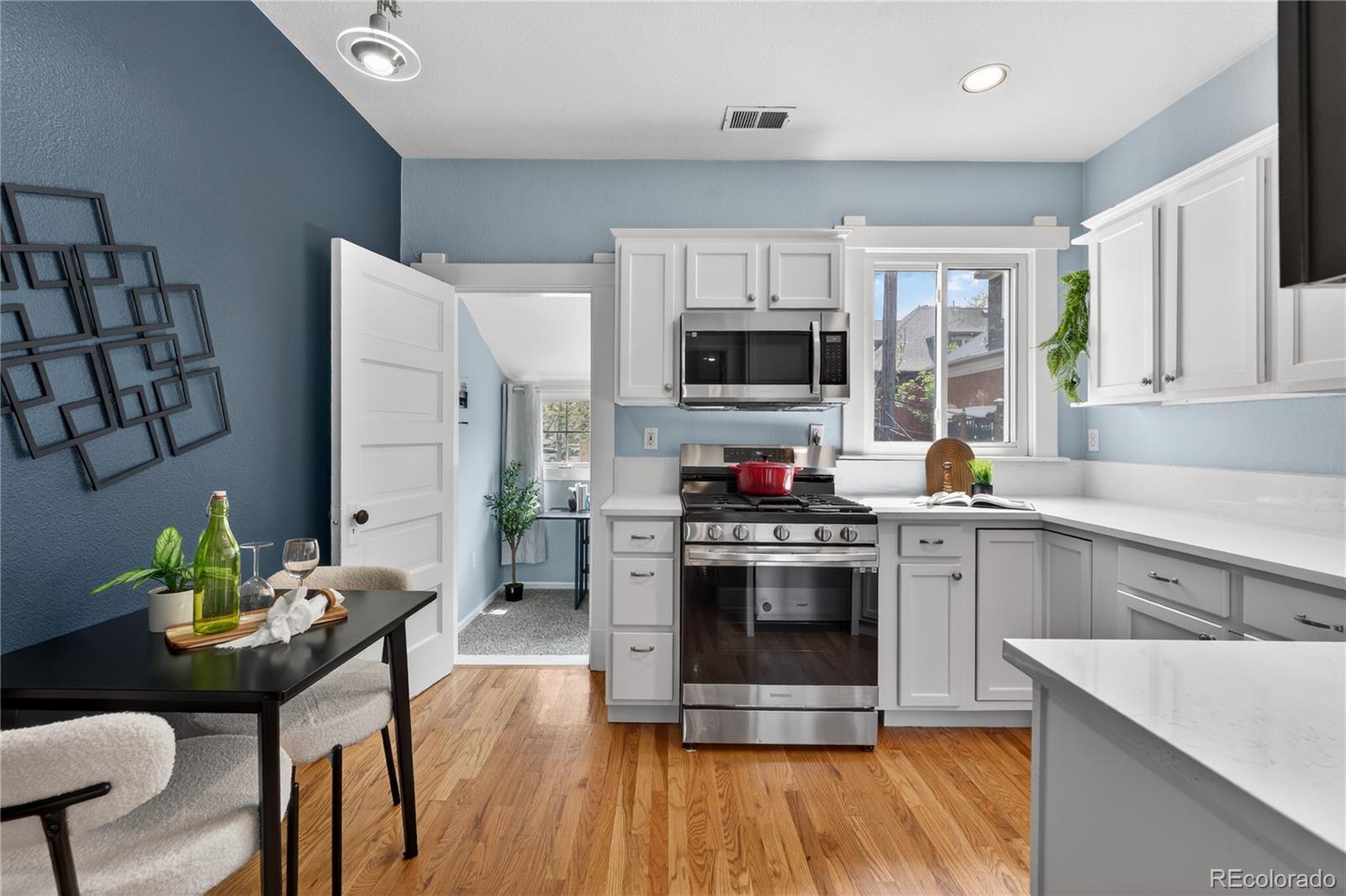 MLS Image #5 for 1610 e 14th avenue,denver, Colorado