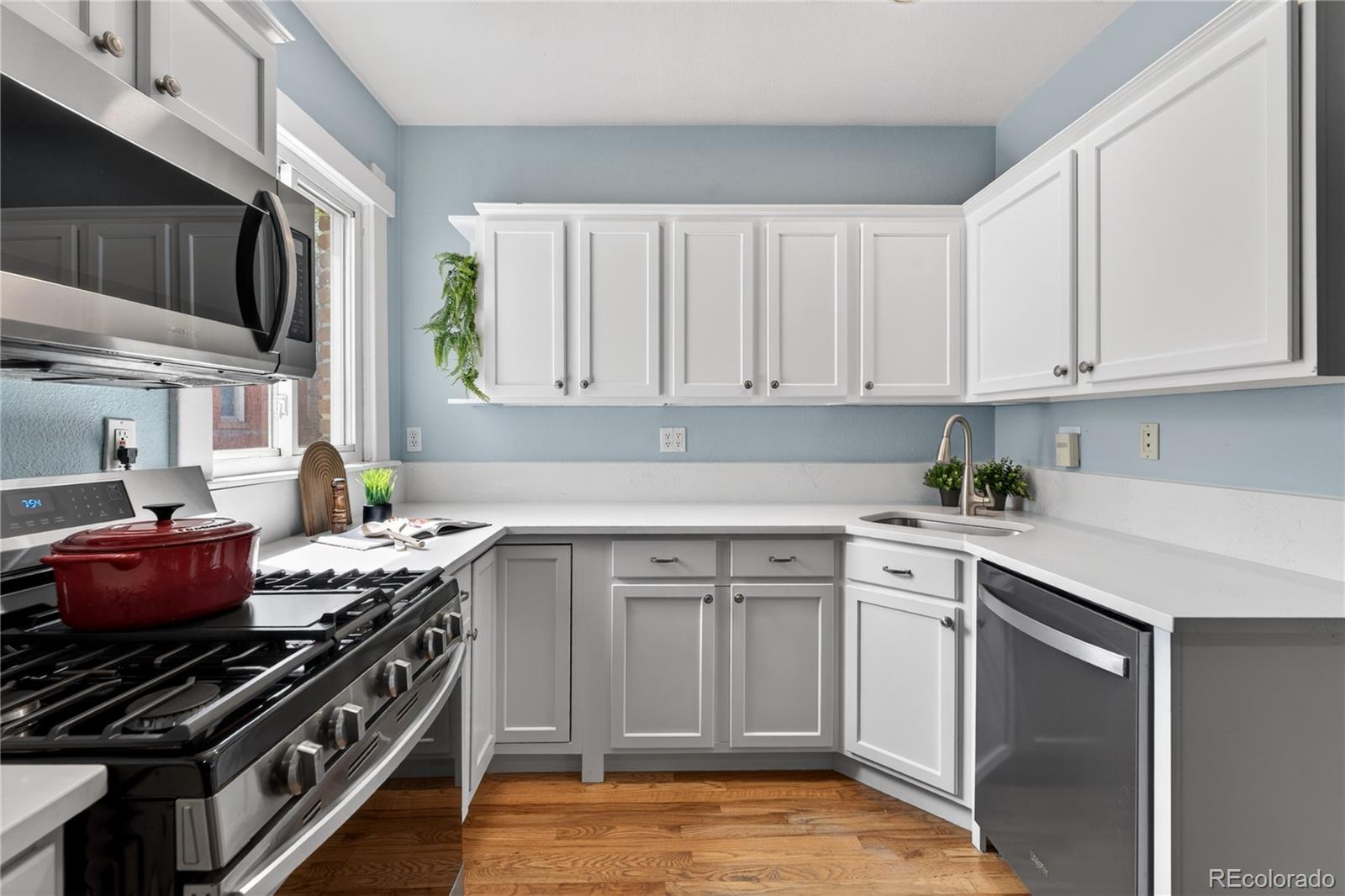 MLS Image #7 for 1610 e 14th avenue,denver, Colorado