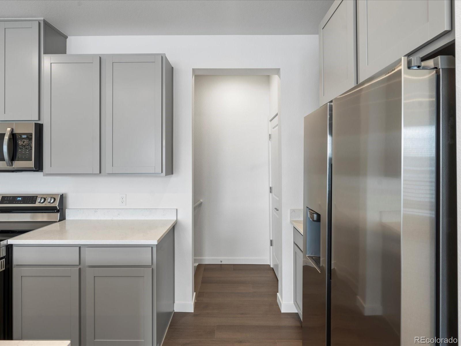 MLS Image #9 for 6153 n ceylon street,denver, Colorado
