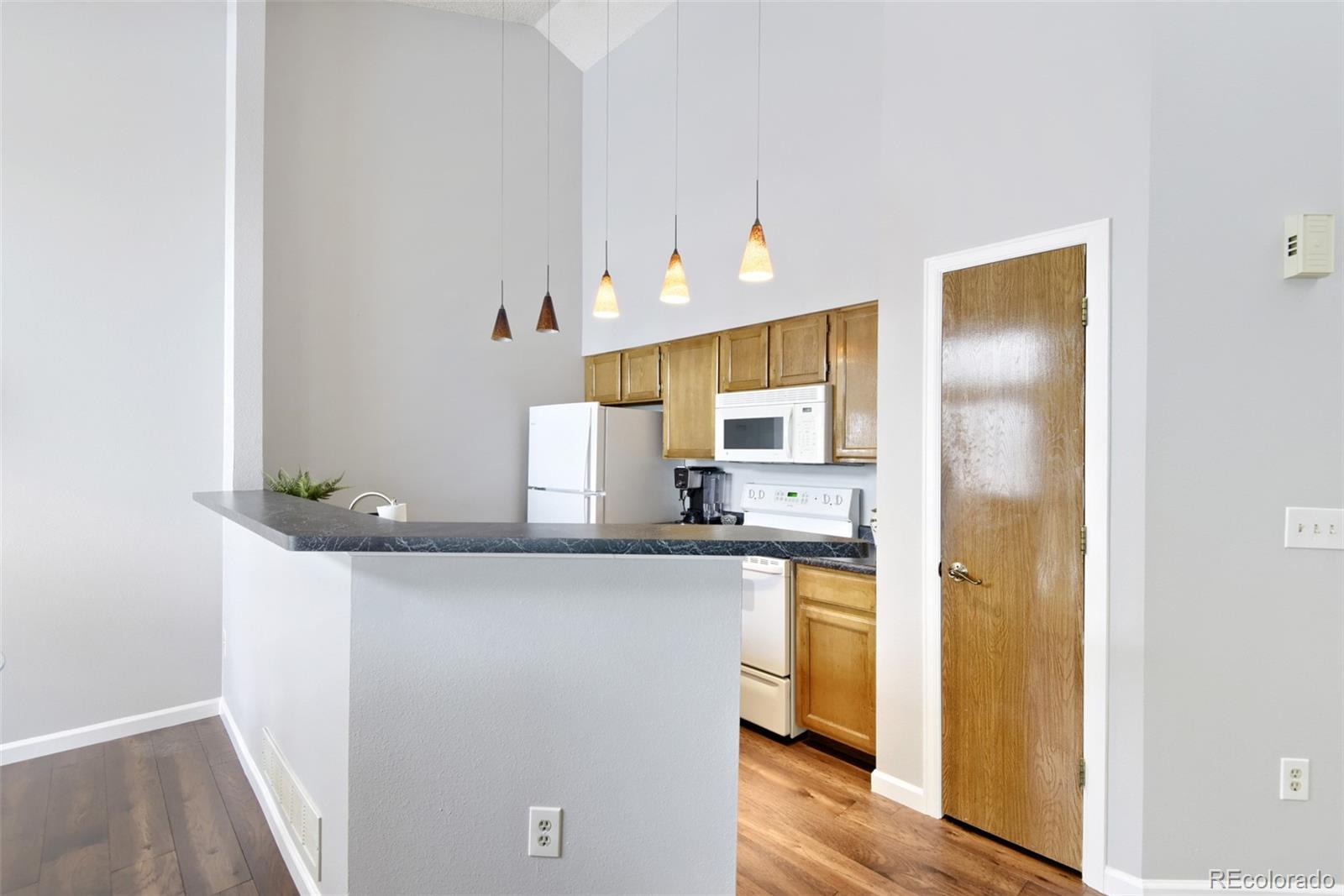MLS Image #10 for 1470 s quebec way 240,denver, Colorado