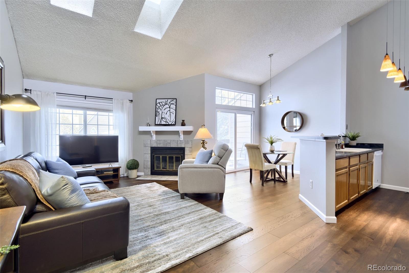 MLS Image #2 for 1470 s quebec way 240,denver, Colorado