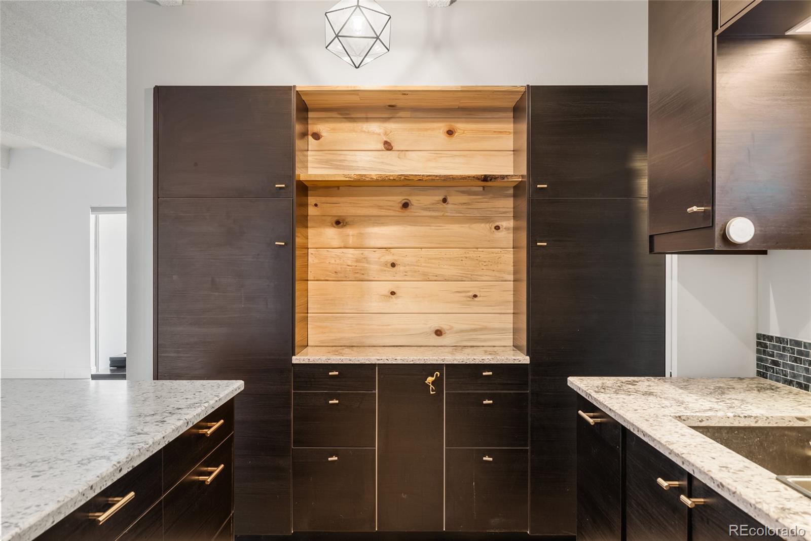MLS Image #13 for 130 n pearl street 1206,denver, Colorado