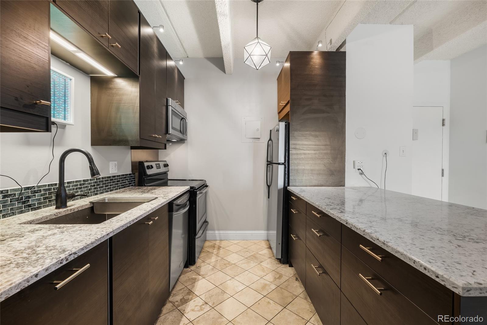 MLS Image #15 for 130 n pearl street 1206,denver, Colorado