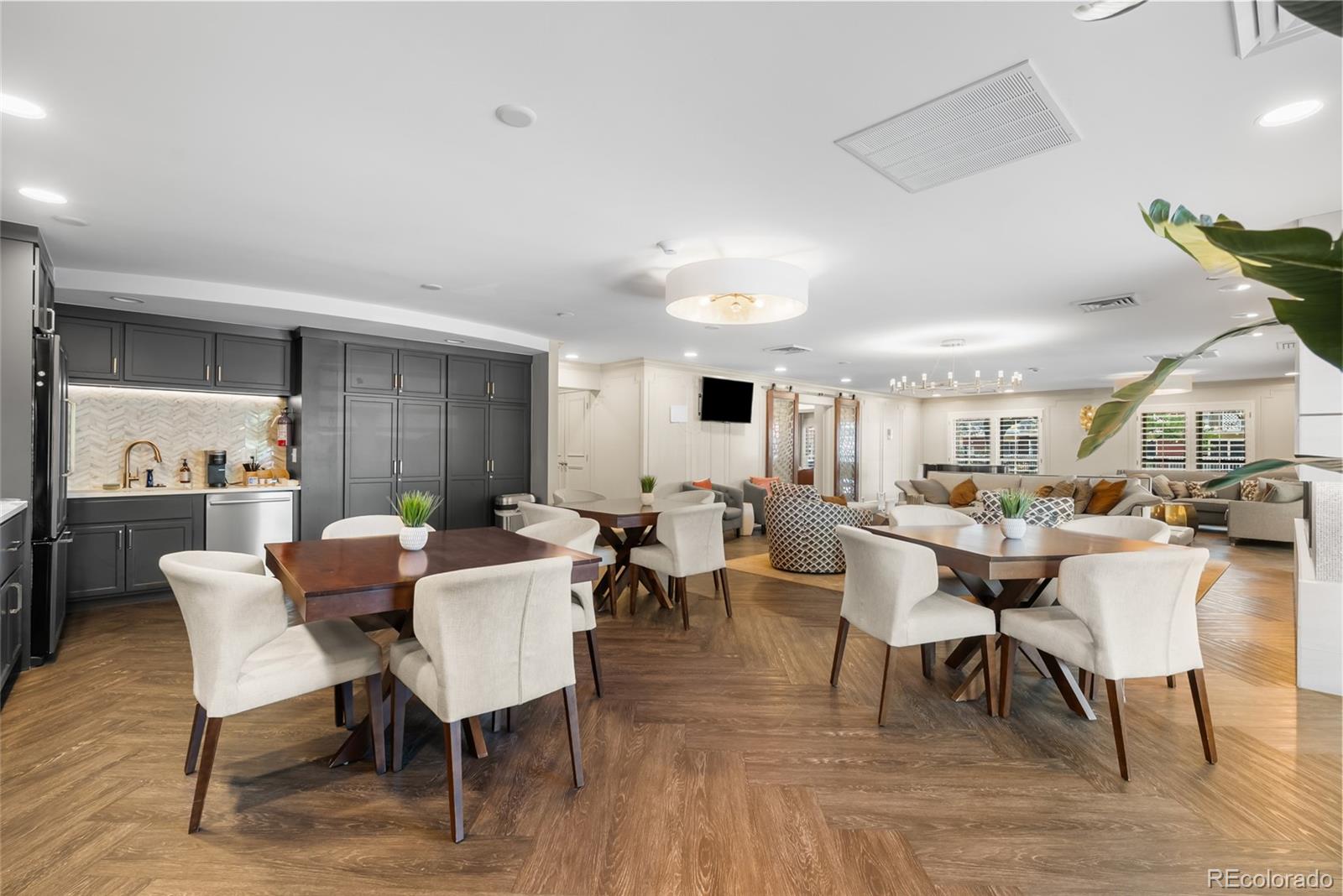 MLS Image #40 for 130 n pearl street 1206,denver, Colorado