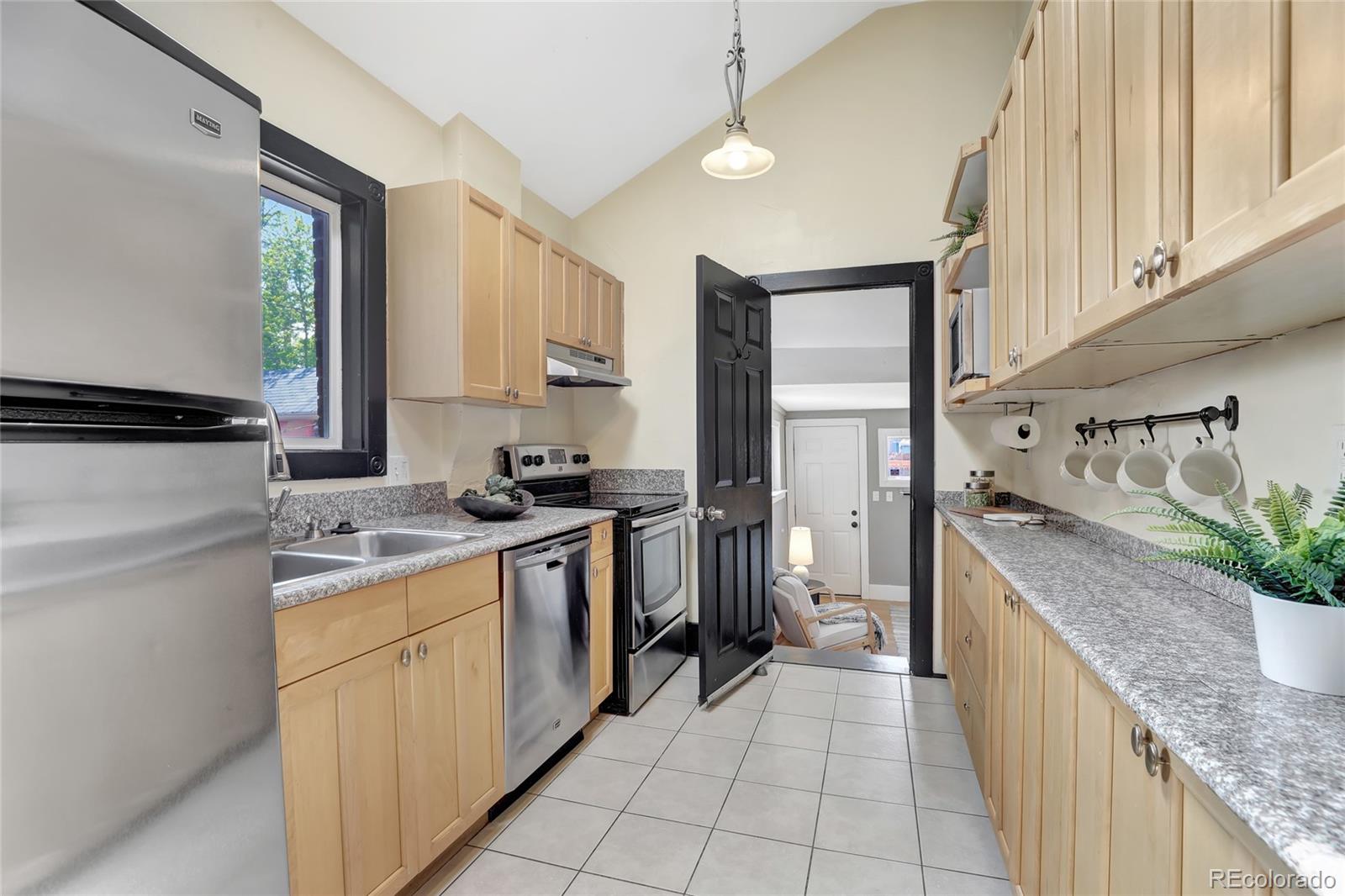 MLS Image #9 for 457  fox street,denver, Colorado