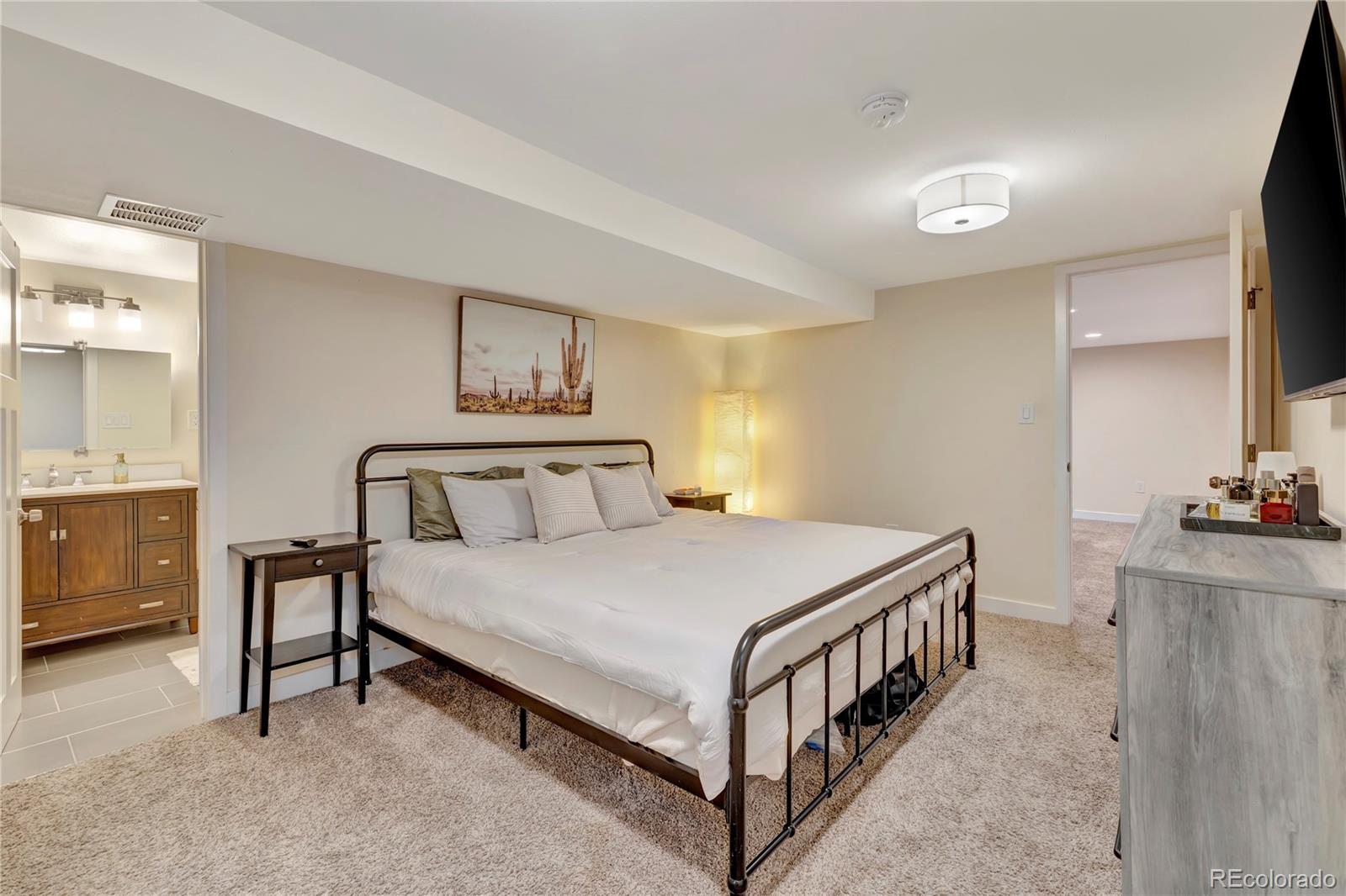 MLS Image #15 for 3945 s inca street,englewood, Colorado