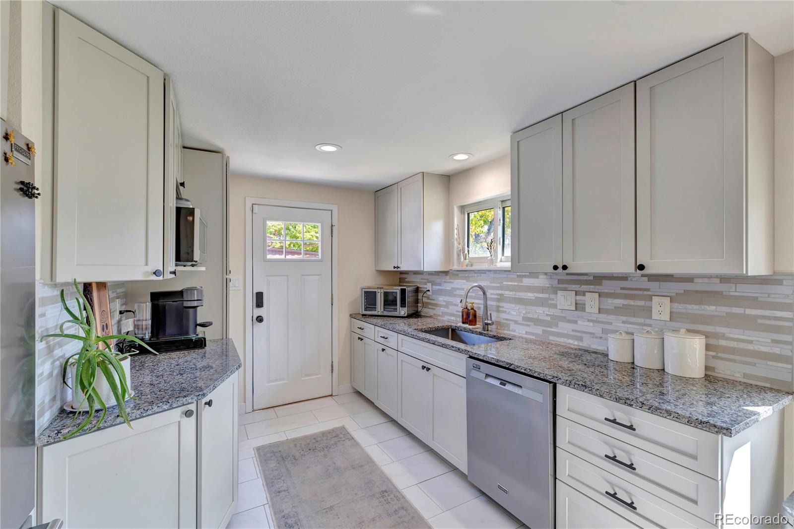 MLS Image #6 for 3945 s inca street,englewood, Colorado