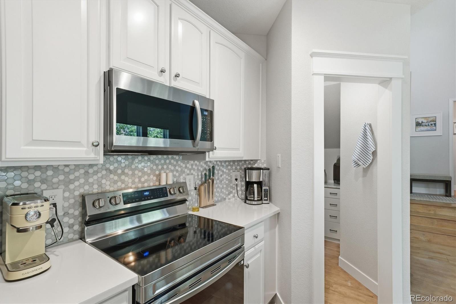 MLS Image #16 for 7704 e 25th avenue,denver, Colorado