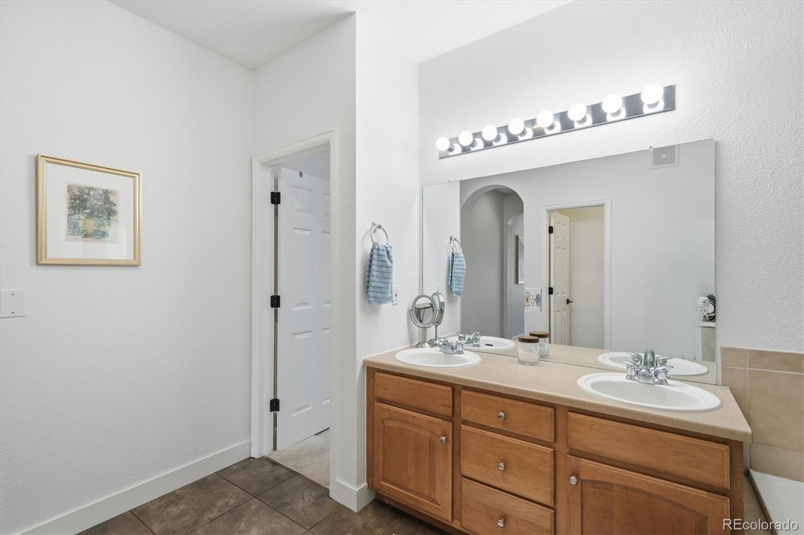 MLS Image #30 for 7704 e 25th avenue,denver, Colorado