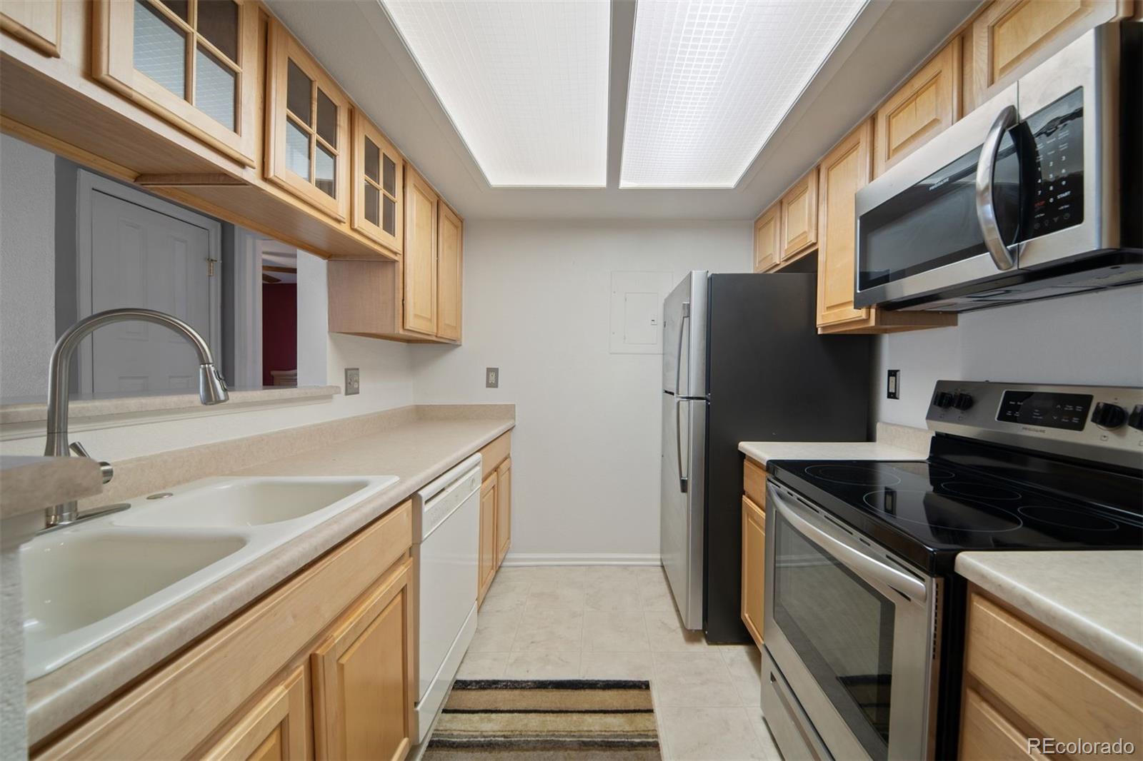MLS Image #9 for 9242 e arbor circle b,englewood, Colorado