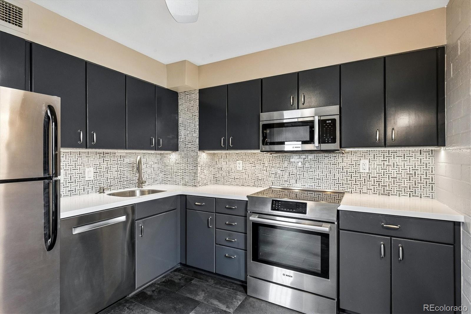 MLS Image #11 for 460 s marion parkway 1001,denver, Colorado