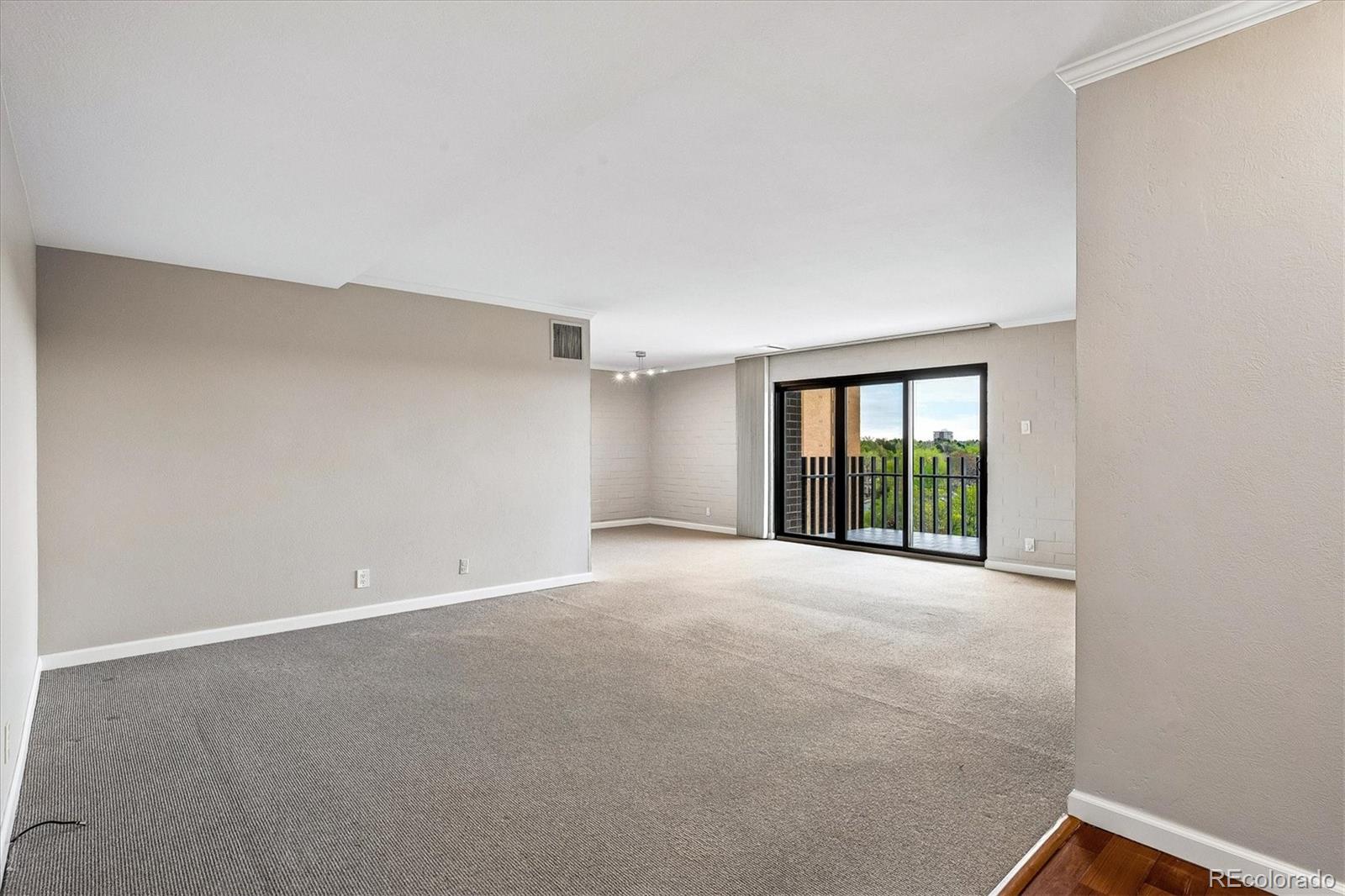 MLS Image #3 for 460 s marion parkway 1001,denver, Colorado