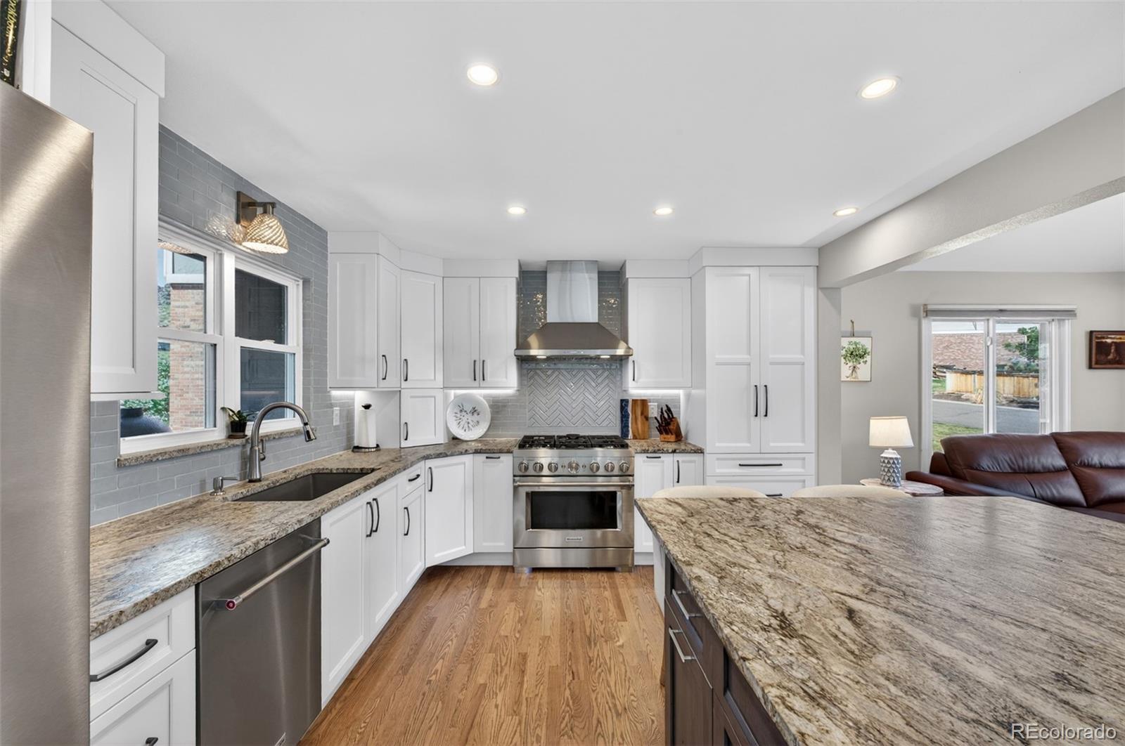 MLS Image #8 for 132  willowleaf drive,littleton, Colorado