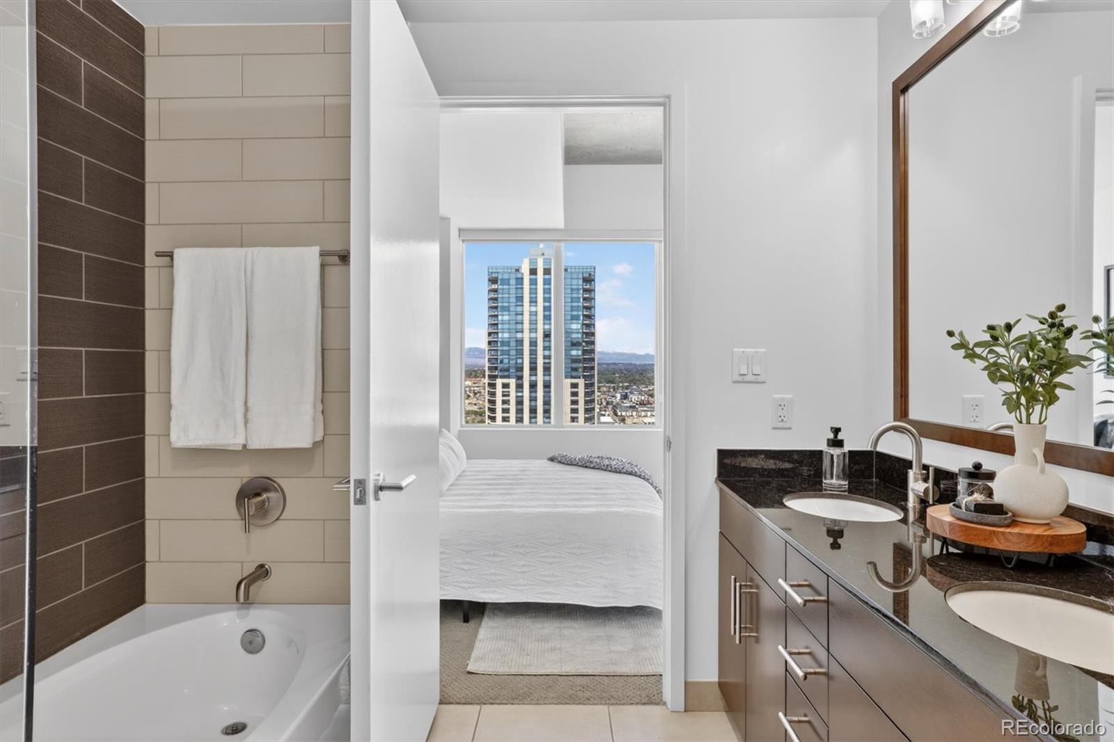 MLS Image #20 for 891  14th street 3902,denver, Colorado