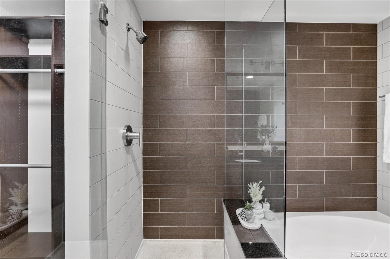 MLS Image #21 for 891  14th street 3902,denver, Colorado