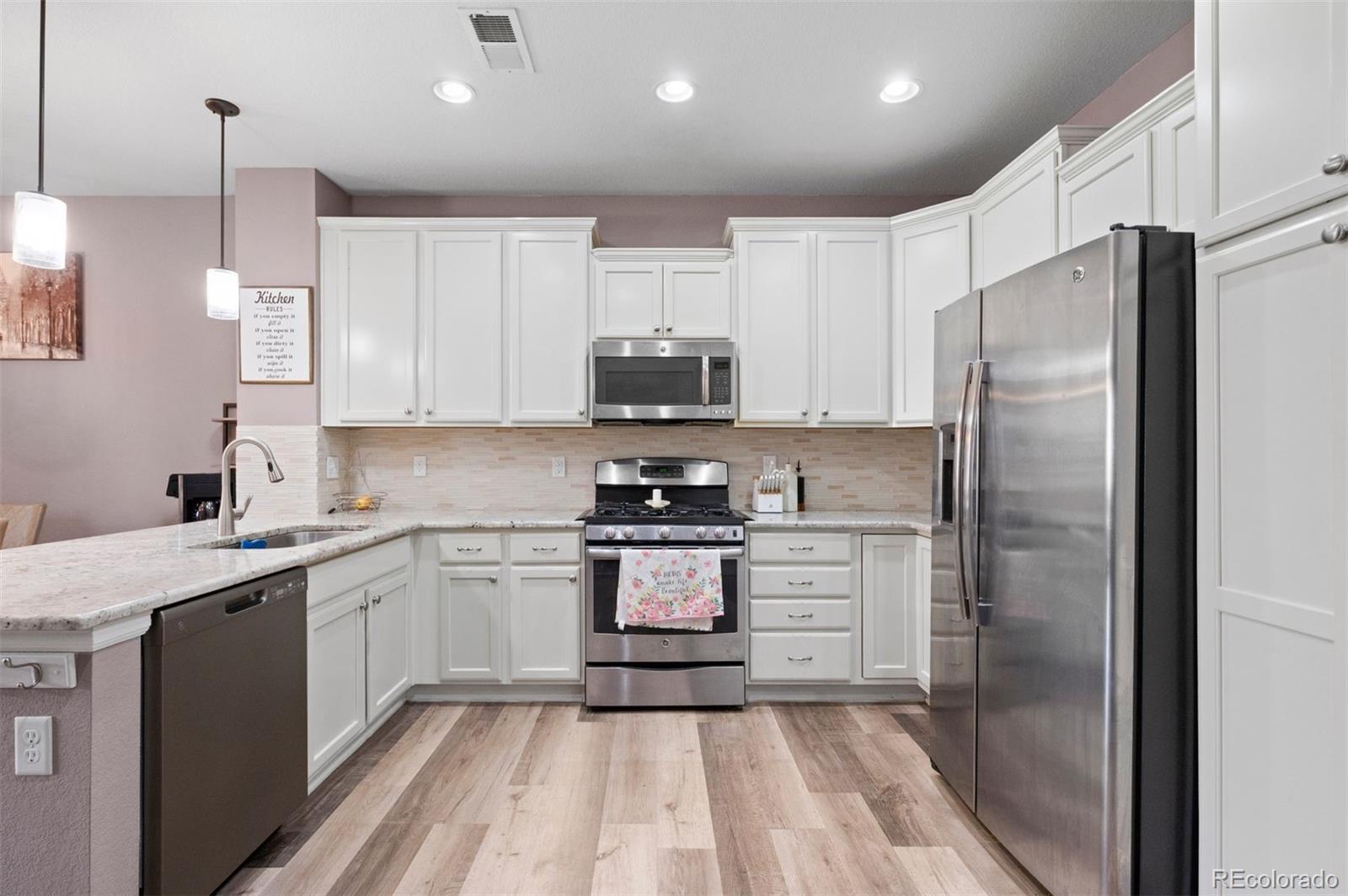 MLS Image #4 for 9077 e phillips lane,centennial, Colorado