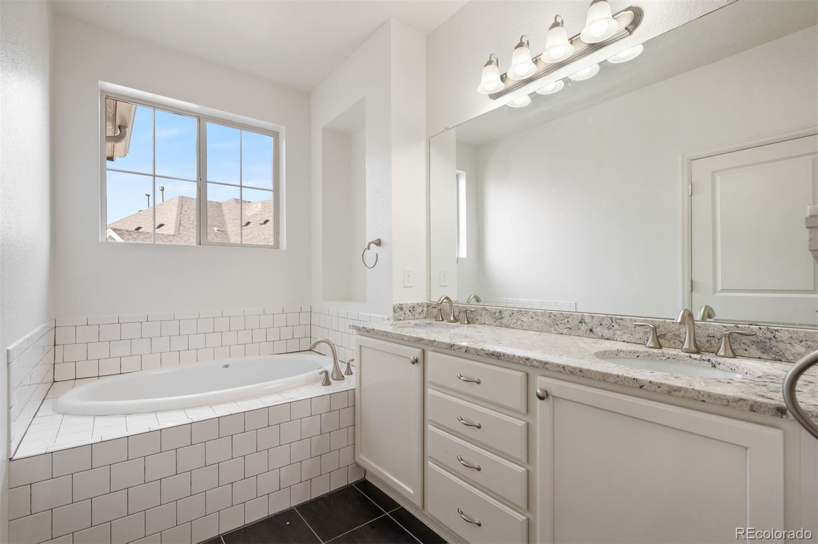 MLS Image #7 for 9077 e phillips lane,centennial, Colorado