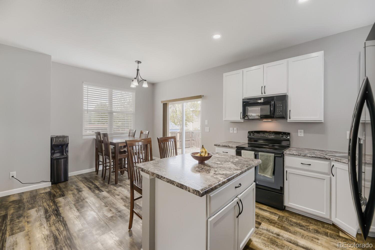 MLS Image #8 for 715  stonehaven street,dacono, Colorado