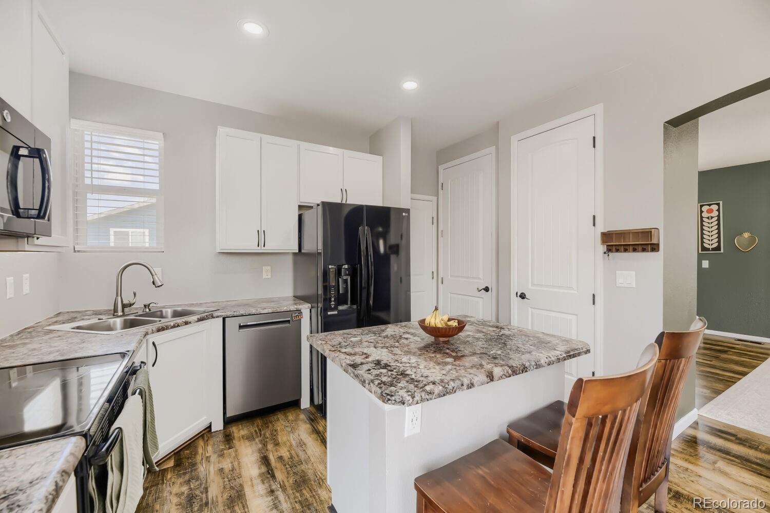 MLS Image #9 for 715  stonehaven street,dacono, Colorado
