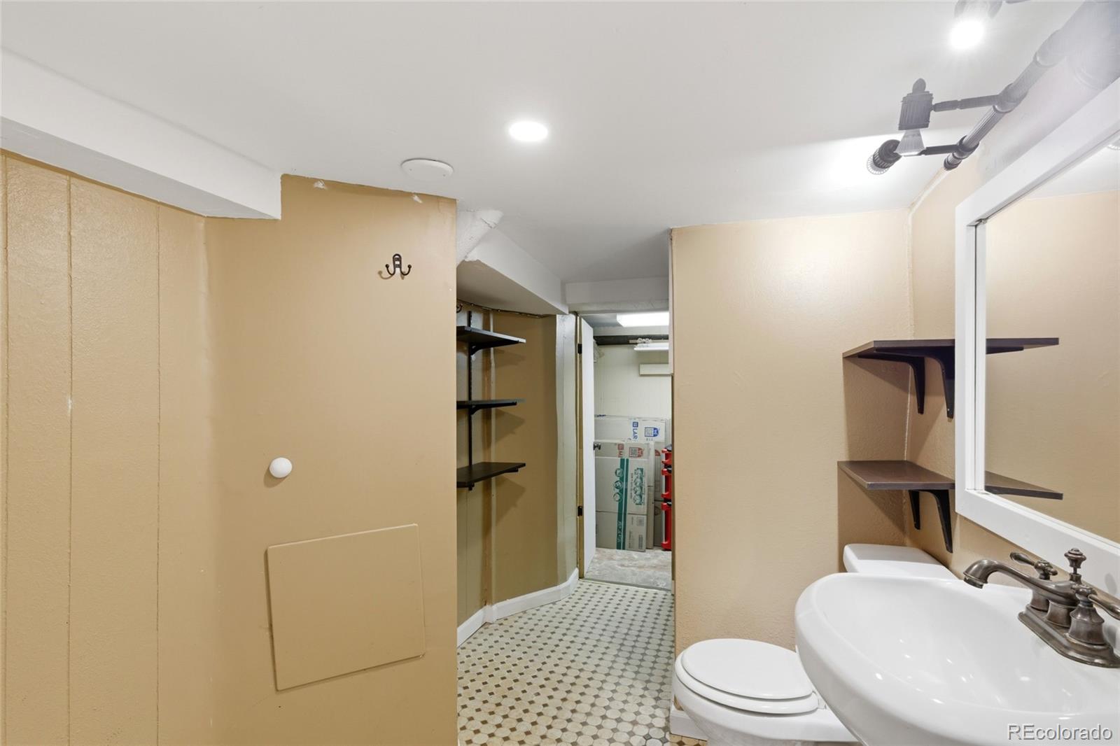 MLS Image #26 for 5123  milwaukee street,denver, Colorado