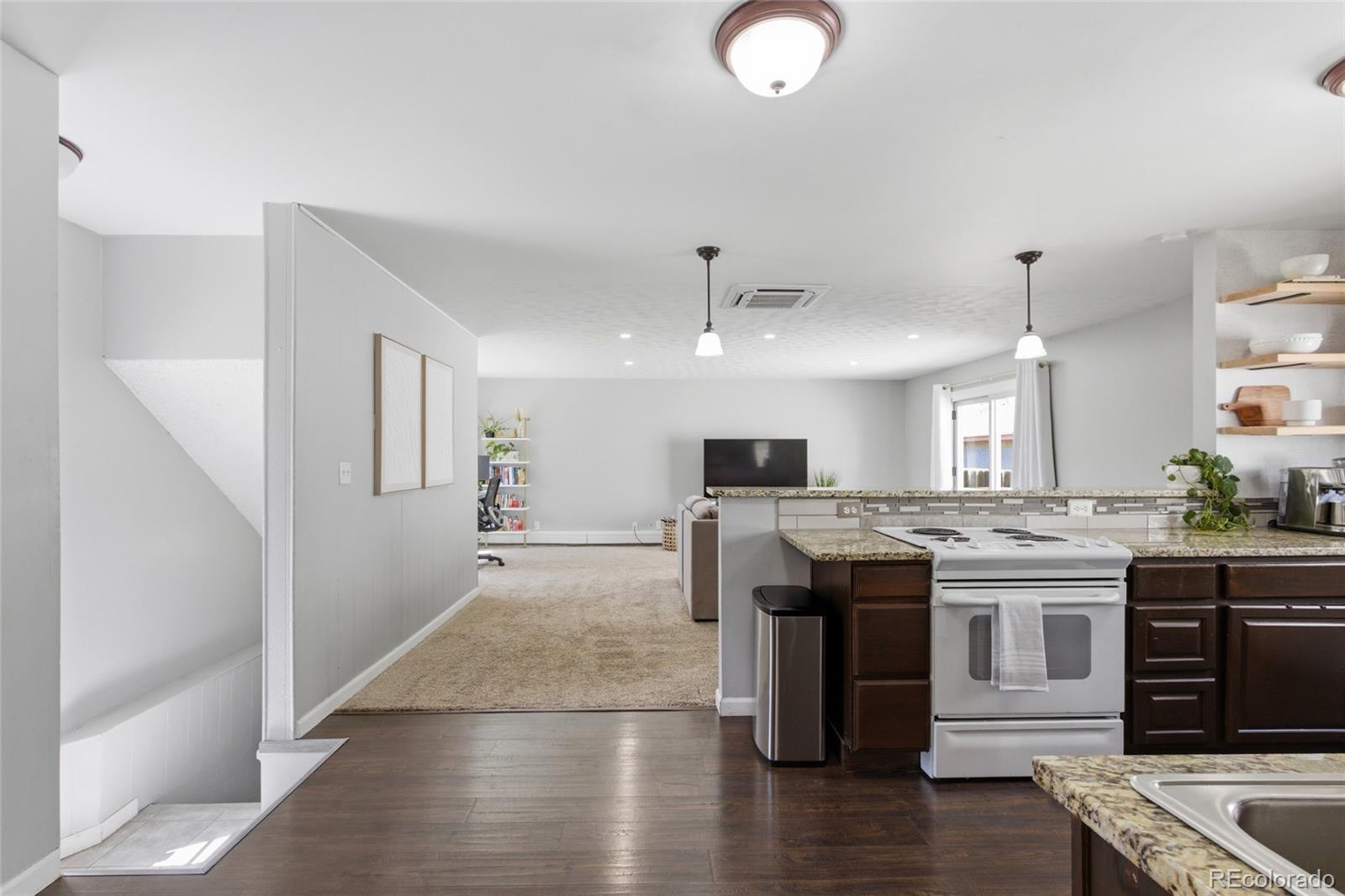 MLS Image #7 for 5123  milwaukee street,denver, Colorado