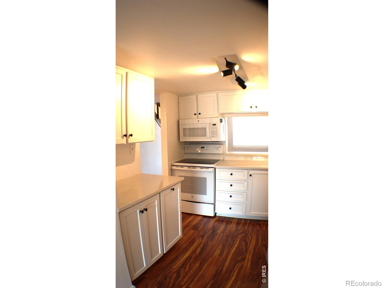 MLS Image #10 for 2924  ross drive,fort collins, Colorado