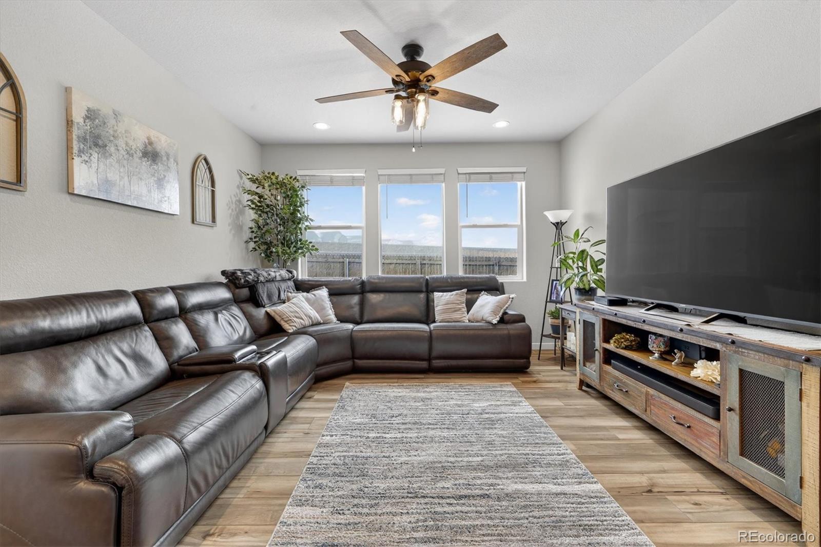 MLS Image #15 for 113  jacobs way,brighton, Colorado