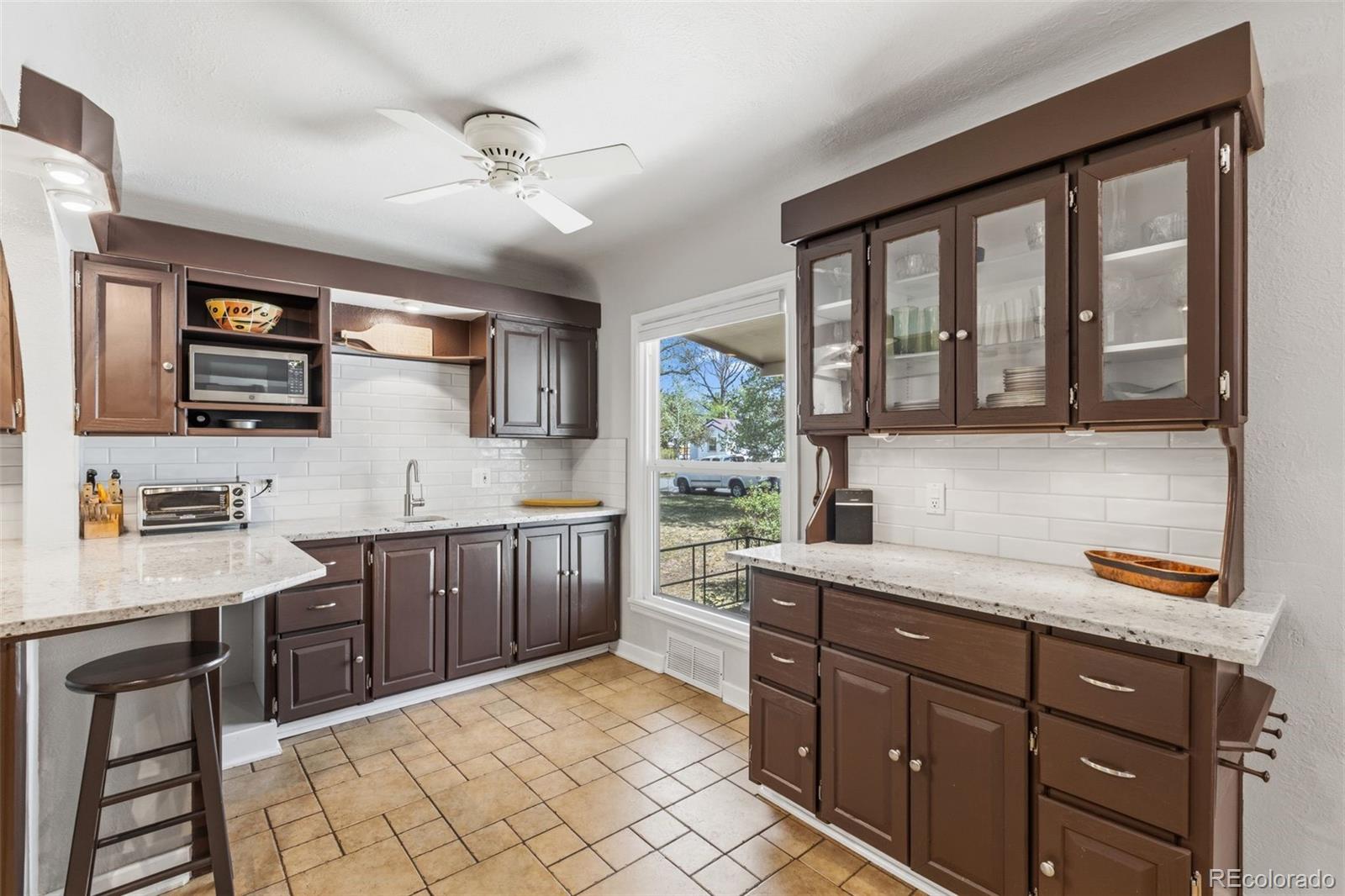 MLS Image #13 for 2765 s humboldt street,denver, Colorado